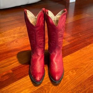 Durango Size 8 Red Leather Women’s Cowboy Boots